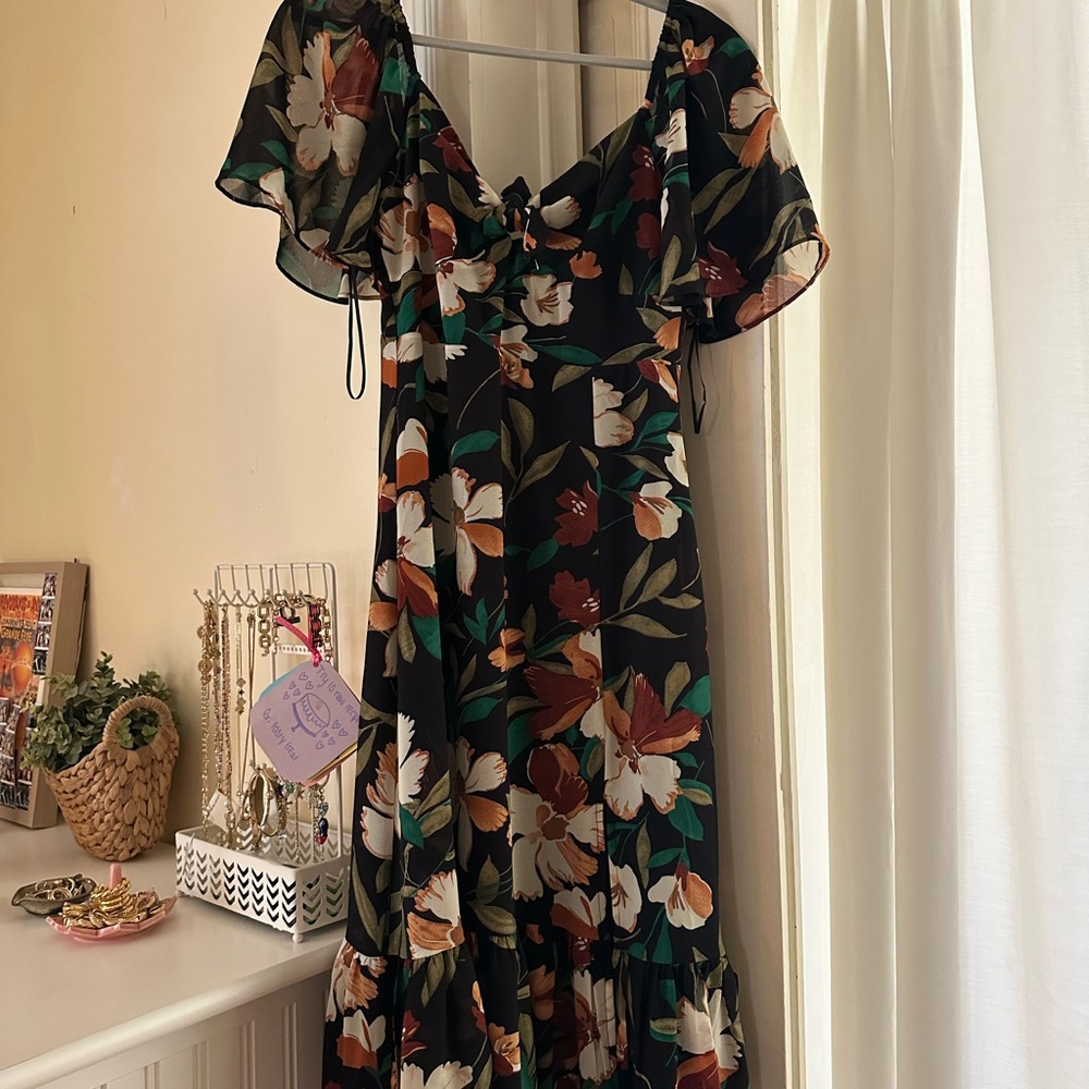 Lush Black Midi Dress with Floral Design